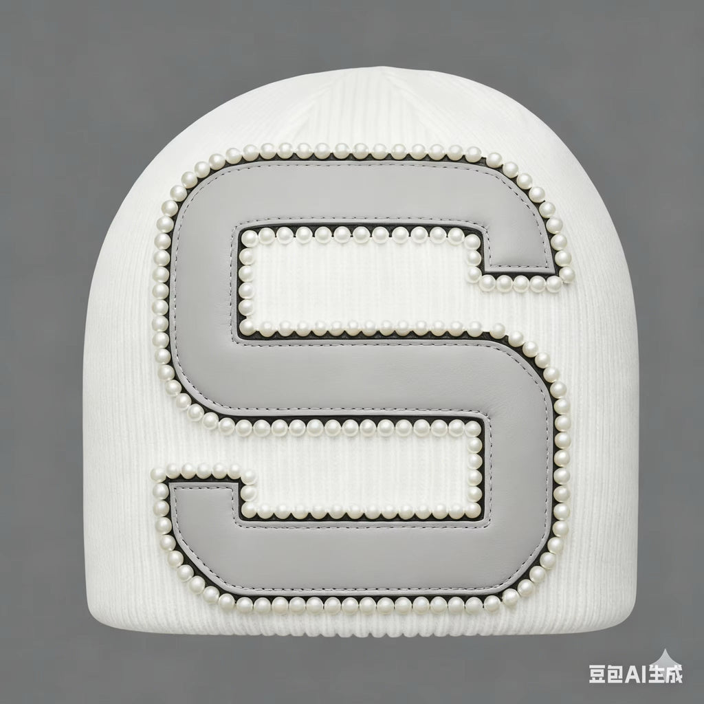 s85 White Beanie